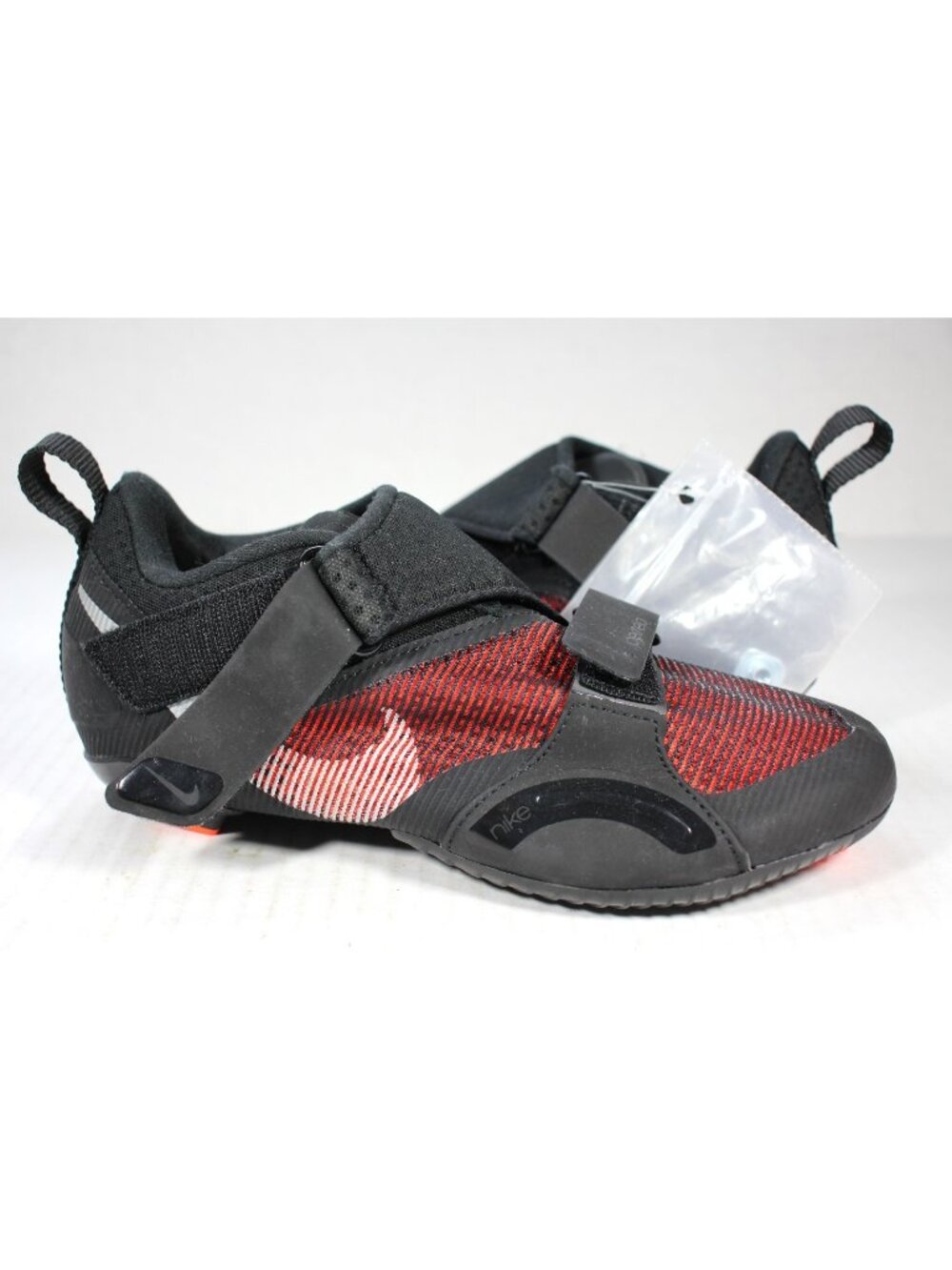 Nike SuperRep Cycle Black Hyper Crimson Womens 7 NEW C1328